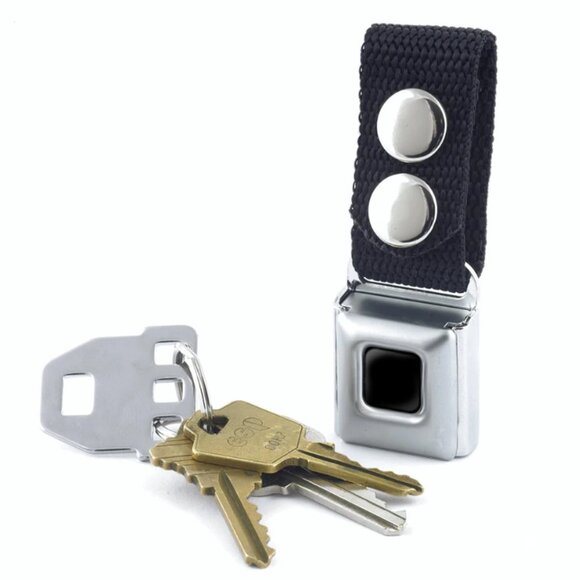 Marvel Logo Mini Seatbelt Keychain Clip Belt Loop Key Holder - Picture 2 of 7